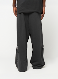 New Balance, Trackside French Terry Pant, black, Image 2 of 5