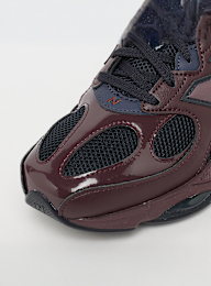 New Balance, 983, Red, Image 6 of 8