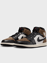 Jordan, Air Jordan 1 Mid, black, Image 3 of 8