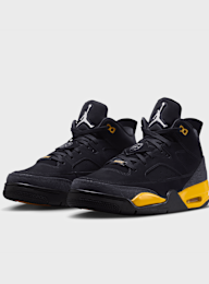 Jordan, Son of Mars Low, black, Image 3 of 9