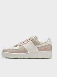 Nike  , WMNS Air Force 1 '07, beige, Image 1 of 8