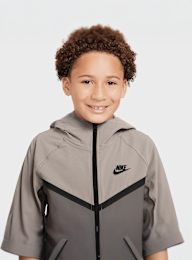 Nike  , Tech Woven Jacket, grey, Image 3 of 3