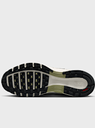 Nike  , P-6000 metallic silver/metallic silver/black, grey, Image 5 of 9