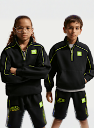 Nike  , Air Quarter-Zip Top, black, Image 1 of 4