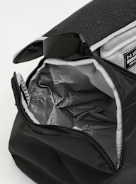 Under Armour, UA Undeniable 5.0 Duffle SM black/black/metallic silver, yellow, Image 6 of 7
