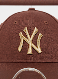 New Era, Female Metallic Logo 9Forty New York Yankees, brown, Image 4 of 4