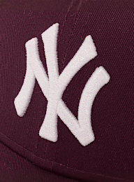 New Era, Female Metallic Logo 9Forty New York Yankees, red, Image 5 of 5