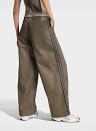 adidas Originals, TAILORED PANT branch/utility black, black, Image 2 of 5