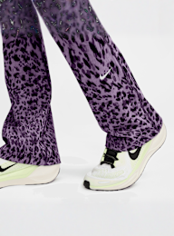 Nike, Dri-FIT All-Over-Print One Tight, purple, Image 3 of 3