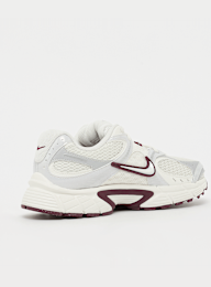 Nike  , V5 RNR, white, Image 3 of 7