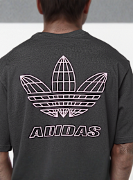 adidas Originals, 3D Trefoil Graphic T-Shirt, black, Image 3 of 5
