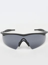 Oakley, Industrial M-Frame, black, Image 2 of 5