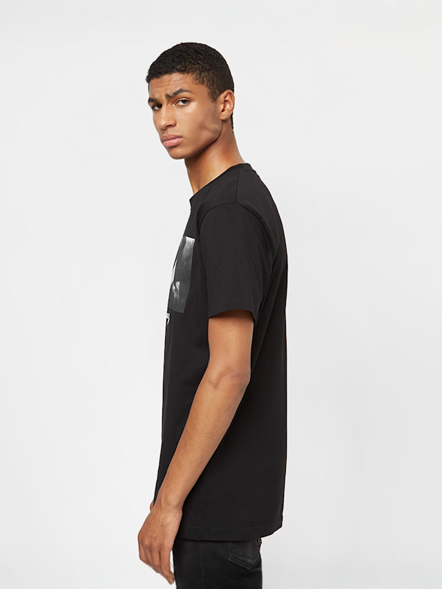 Mister Tee, T-Shirt Pray, black, Image 2 of 4