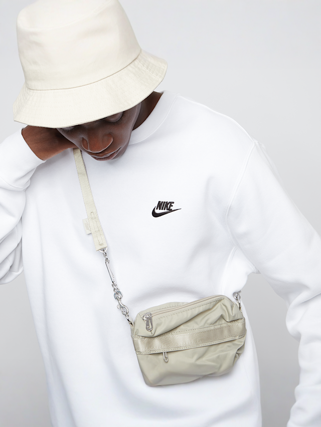 Nike, Sportswear Club Fleece Crew, white, Image 3 of 5