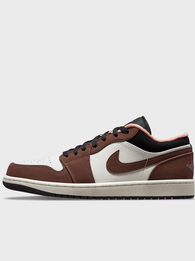 Jordan, WMNS Air Jordan 1 Low SE, brown, Image 1 of 7