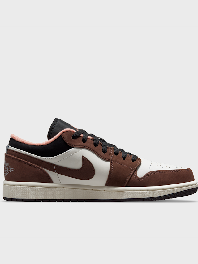 Jordan, WMNS Air Jordan 1 Low SE, brown, Image 2 of 7