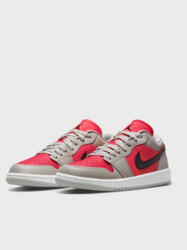 Jordan, Air Jordan 1 Low lt iron ore/black/siren red, Red, Image 4 of 8