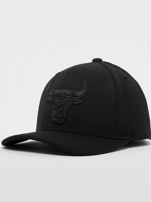 Mitchell & Ness, Classic Red Tonal Snapback Chicago Bulls, black, Image 1 of 4