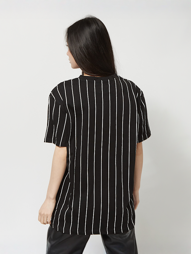 Karl Kani, Small Signature Essential Pinstripe Oversized Tee, zwart, Afbeelding 2 van 4