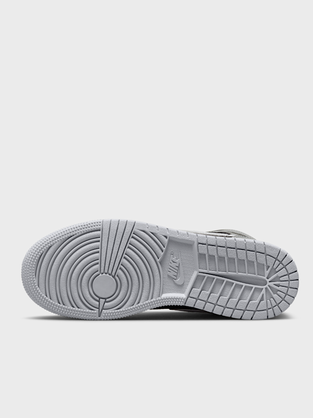 Jordan, Air Jordan 1 Mid SE (GS), black, Image 3 of 9