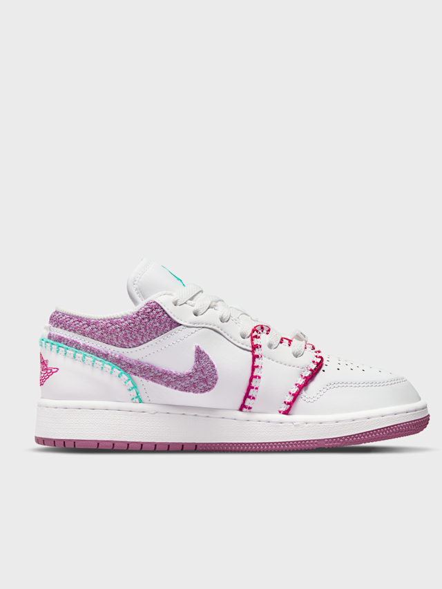 Jordan, Air Jordan 1 Low SE (GS), white, Image 2 of 8