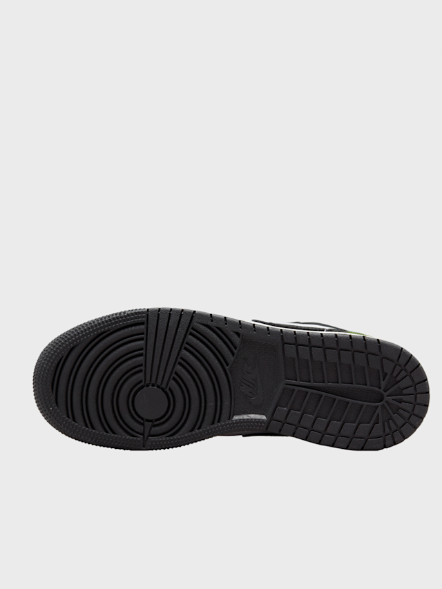 Jordan, 1 Low SE (GS), black, Image 6 of 9