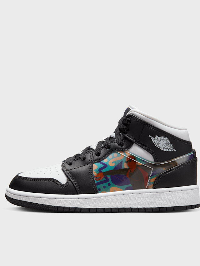 Jordan, Air Jordan 1 Mid (GS), black, Image 1 of 9