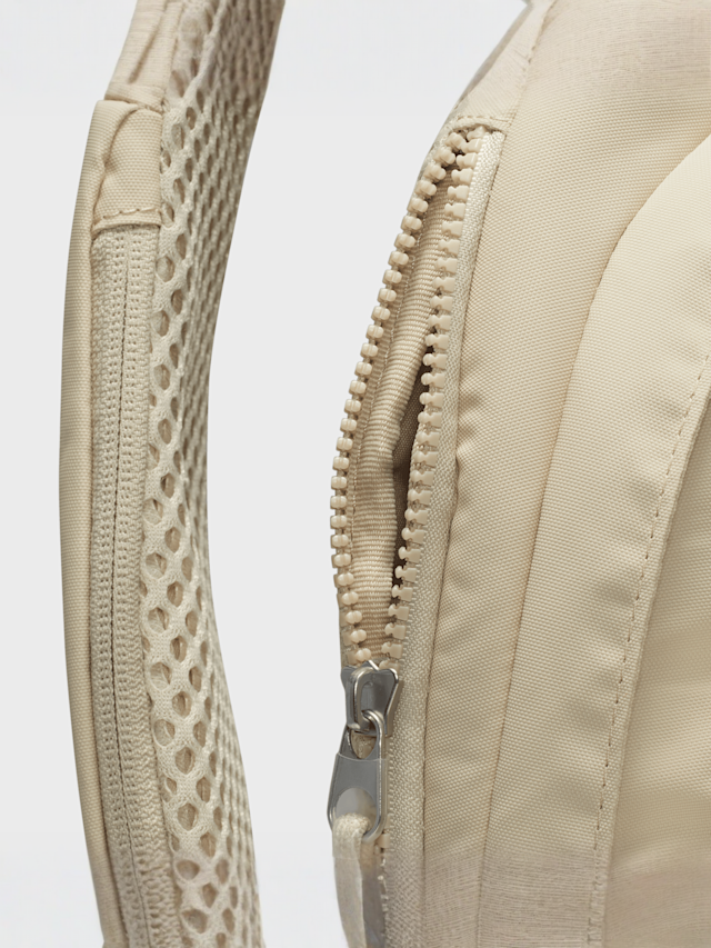 Nike, Sportswear Essentials Sling Bag (8L), beige, Image 6 of 8