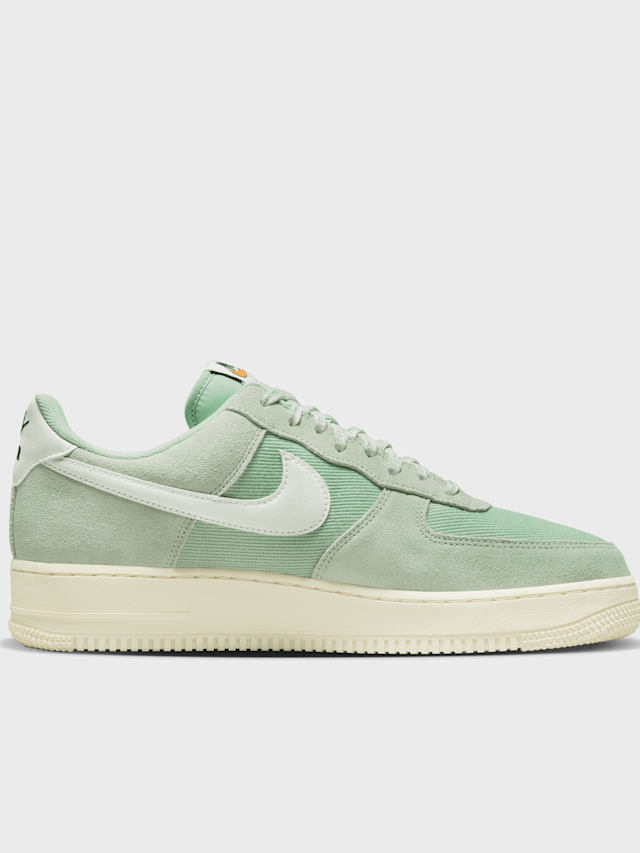 Nike, Air Force 1 07 LV8, zielony, Obraz 2 z 9