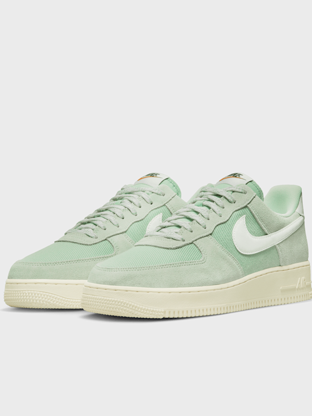 Nike, Air Force 1 07 LV8, zielony, Obraz 4 z 9