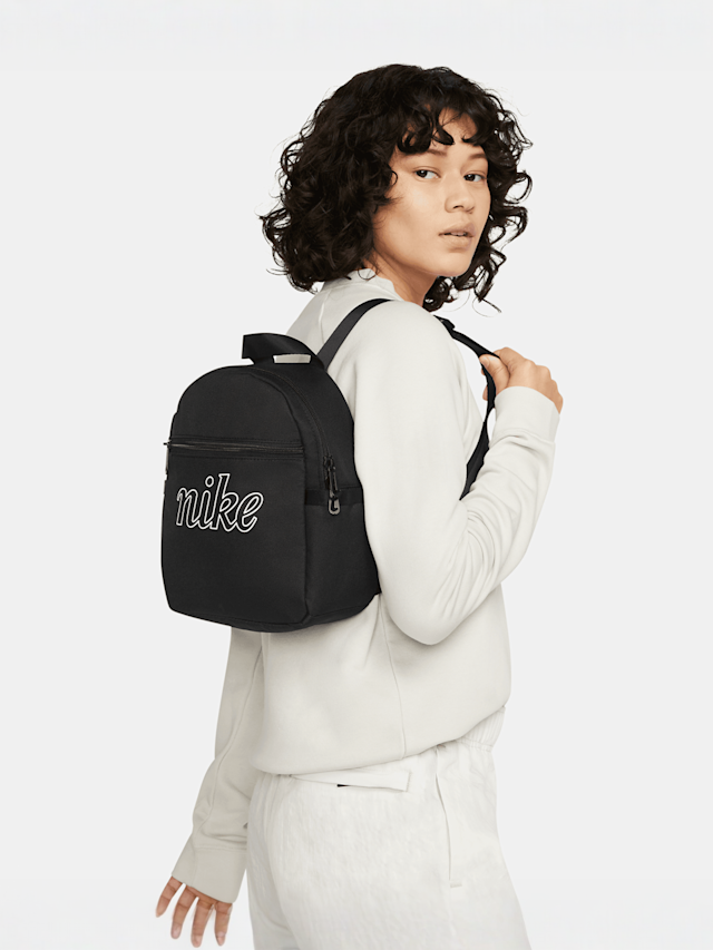 Nike, Brasilia JDI Printed Mini Backpack, zwart, Afbeelding 2 van 2