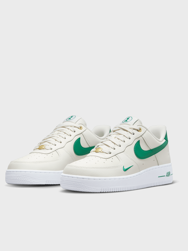 Nike, WMNS Air Force 1 '07 SE, white, Image 4 of 9