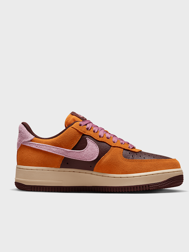 Nike, WMNS Air Force 1 '07, orange, Image 2 of 8