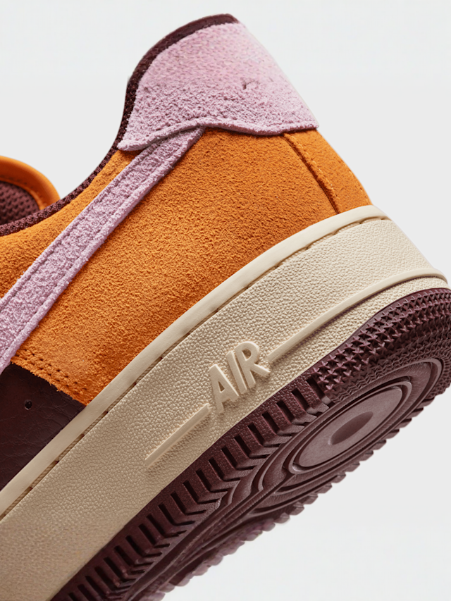 Nike, WMNS Air Force 1 '07, orange, Image 8 of 8