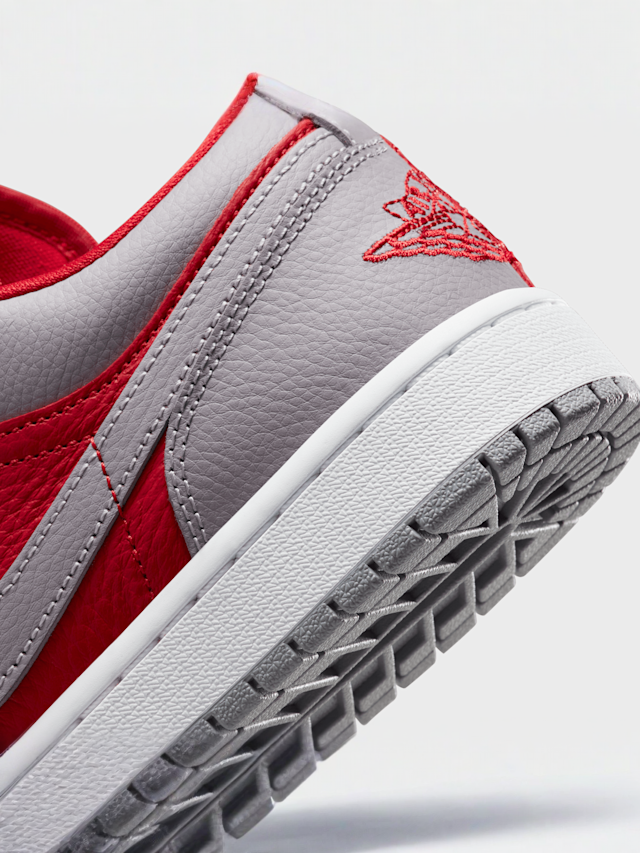 Jordan, WMNS Air Jordan 1 Low SE, red, Image 8 of 9