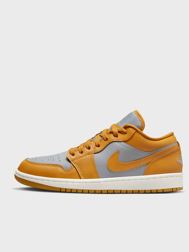 Jordan, WMNS Air Jordan 1 Low, grey, Image 1 of 8