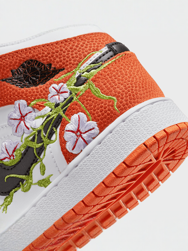 Jordan, Air Jordan 1 Mid SE (GS), white, Image 8 of 8