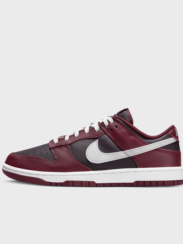 Nike, Dunk Low Retro, red, Image 1 of 8