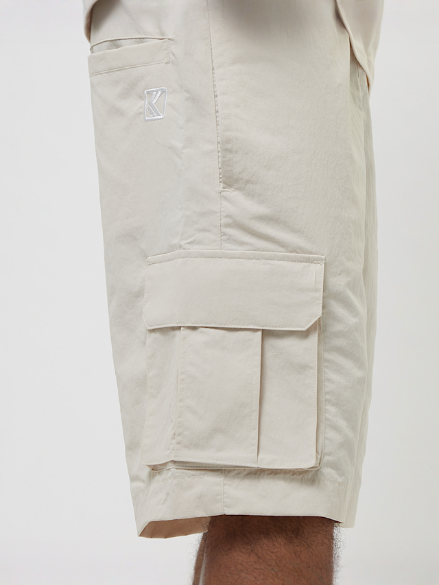 Karl Kani, Rubber Signature Cargo Shorts, biały, Obraz 5 z 7