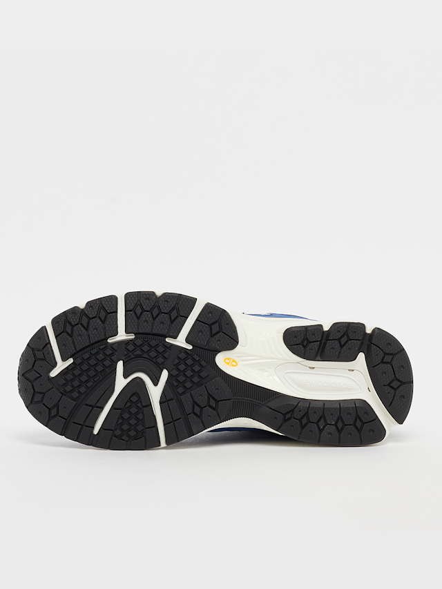 New Balance, 2002R (GS), brown, Image 4 of 5