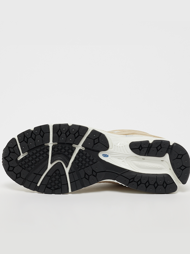 New Balance, 2002R, brown, Image 4 of 6