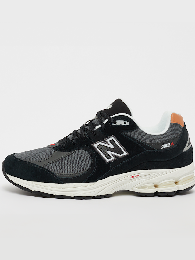 New Balance, 2002R, black, Image 1 of 5