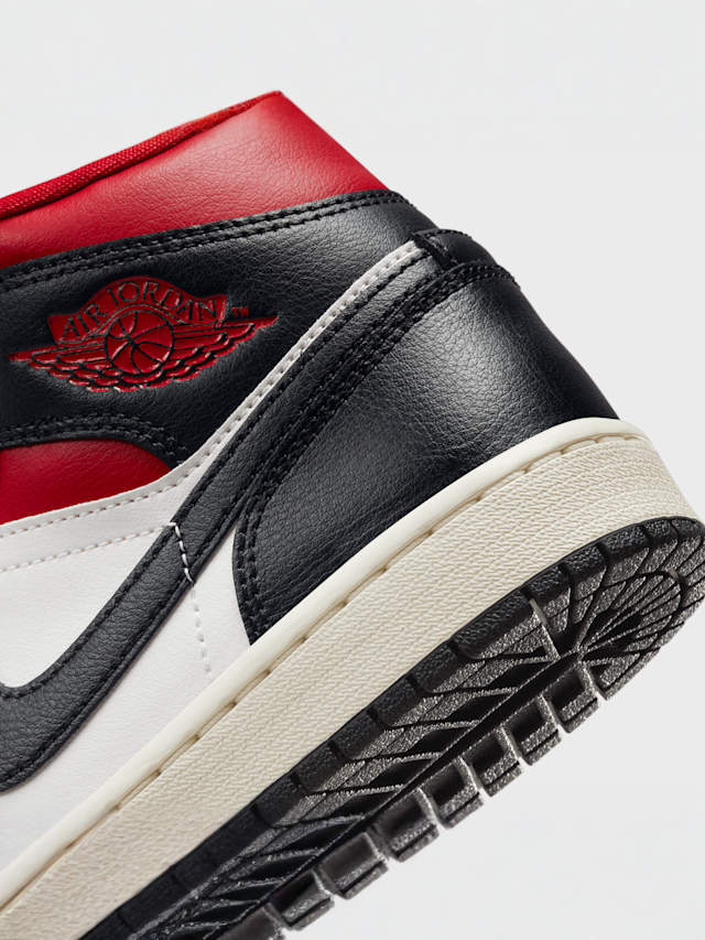 Jordan, WMNS Air Jordan 1 Mid, black, Image 8 of 8