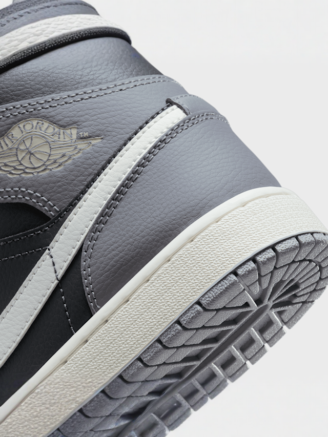 Jordan, WMNS Air Jordan 1 Mid, grey, Image 8 of 8