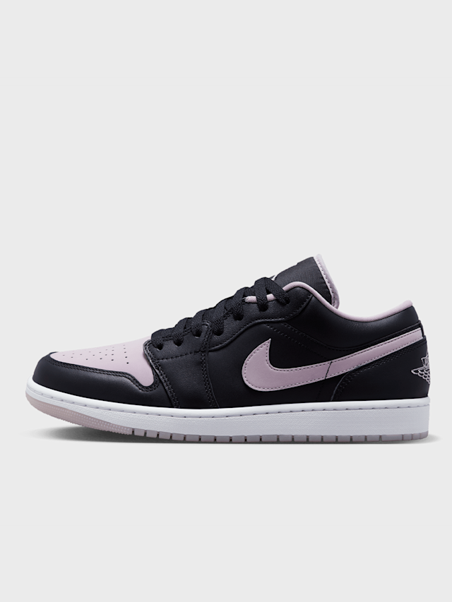 Jordan, Air Jordan 1 Low SE Men's Shoes, black, Image 1 of 8