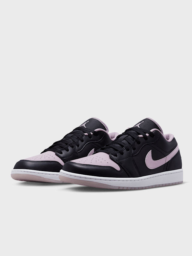 Jordan, Air Jordan 1 Low SE Men's Shoes, black, Image 4 of 8