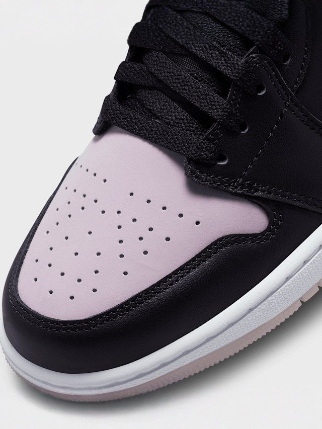 Jordan, Air Jordan 1 Low SE Men's Shoes, black, Image 7 of 8