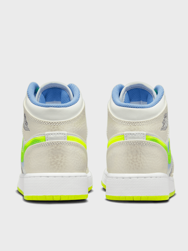 Jordan, Air Jordan 1 Mid SE (GS), white, Image 5 of 8