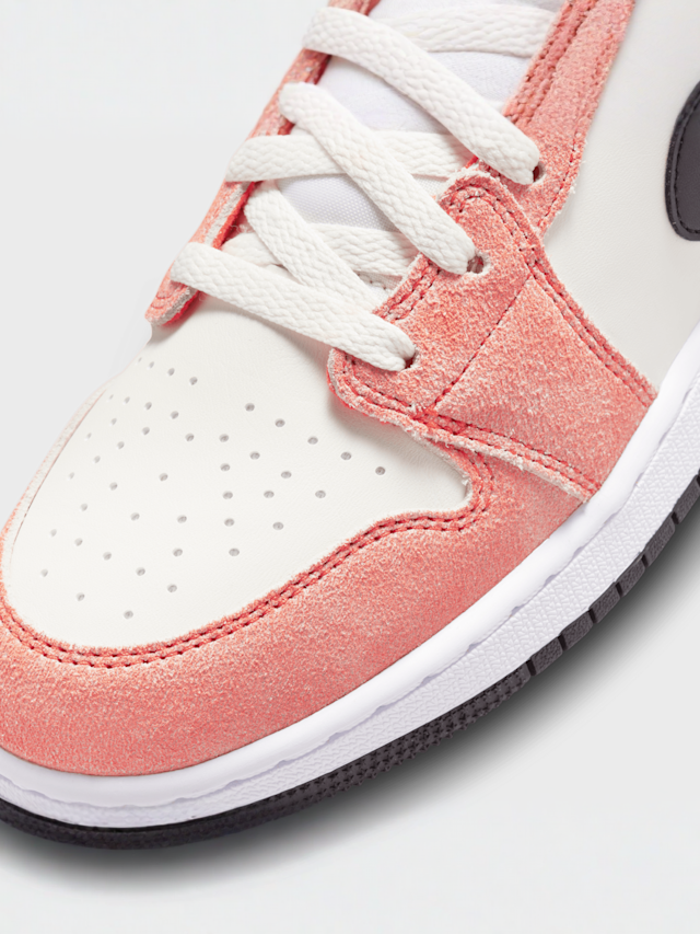 Jordan, Air Jordan 1 Mid SE (GS), orange, Image 7 of 8