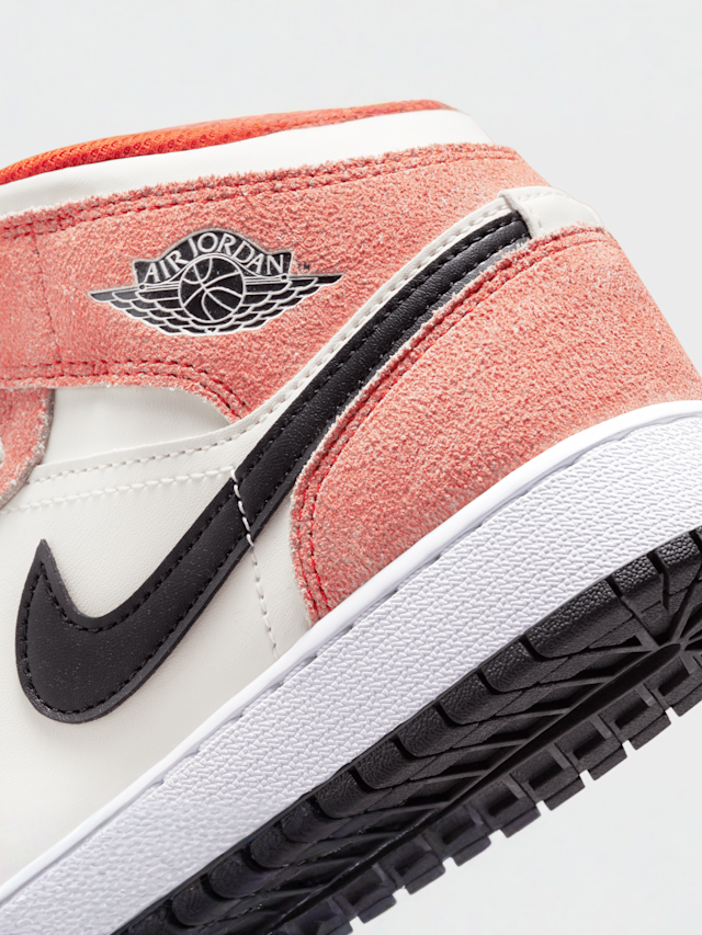 Jordan, Air Jordan 1 Mid SE (GS), orange, Image 8 of 8